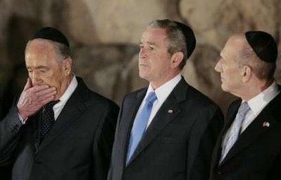 President George Bush wearing a yarmulke